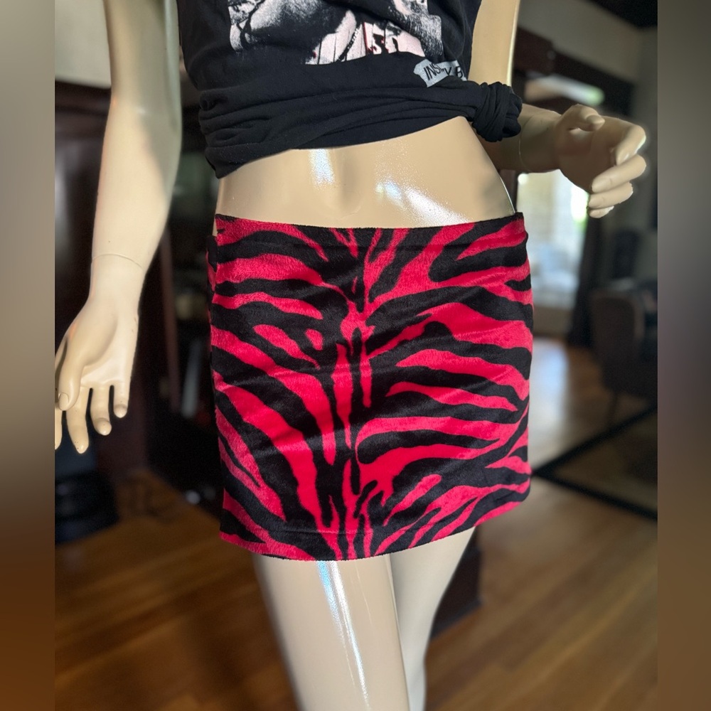 Faux fur RED ZEBRA punk mini skirt